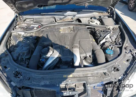 2012 Mercedes-Benz S 550 z USA, uszkodzony, nr VIN WDDNG7DB5CA451807